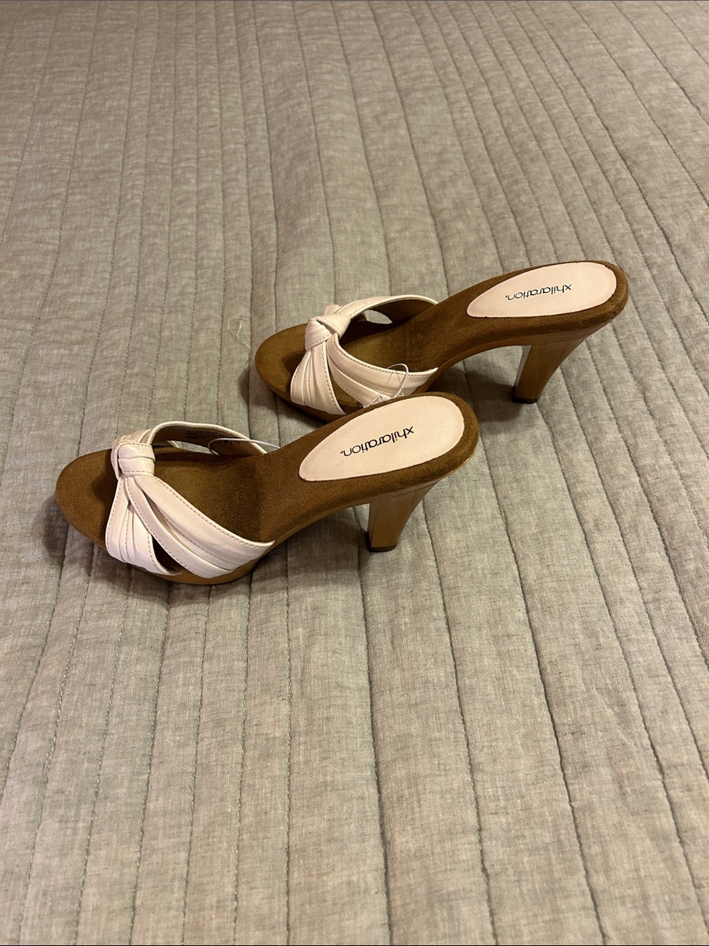 Xhilaration White Knotted Mule Heels